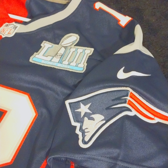 Tim Brady Jersey - Picture 4 of 8